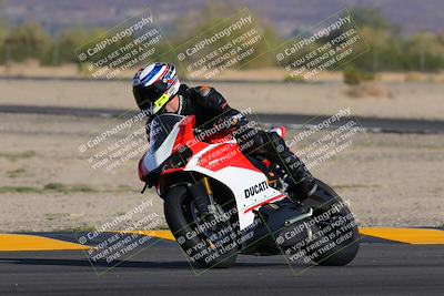 media/Nov-05-2022-SoCal Trackdays (Sat) [[f8d9b725ab]]/Turn 5 (940am)/